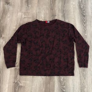 Maroon skull sweatshirt